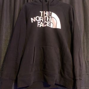 Black north face hoodie